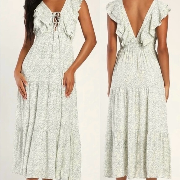 LULU’S DITZY FLORAL PRARIE RUFFLE TIERED MIDI MAXI DRESS SIZE MEDIUM NWT - Picture 1 of 15